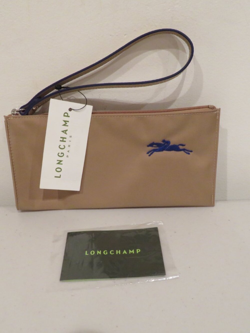 Longchamp Beige Wristlet Blue Logo Leather Trim NWT - Picture 11 of 11